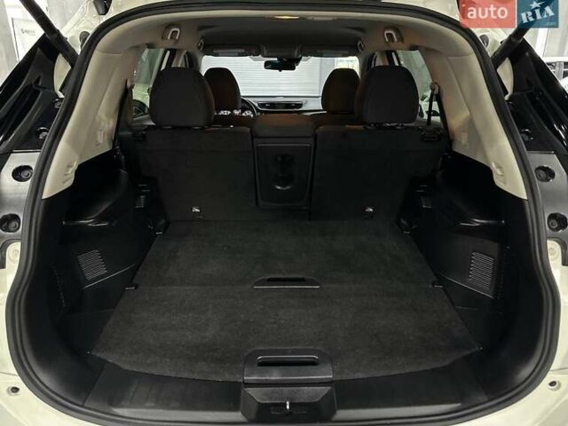 Белый Ниссан Rogue, объемом двигателя 2.5 л и пробегом 103 тыс. км за 16999 $, фото 24 на Automoto.ua