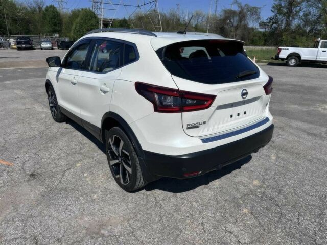 Білий Ніссан Rogue, об'ємом двигуна 2 л та пробігом 49 тис. км за 14500 $, фото 6 на Automoto.ua