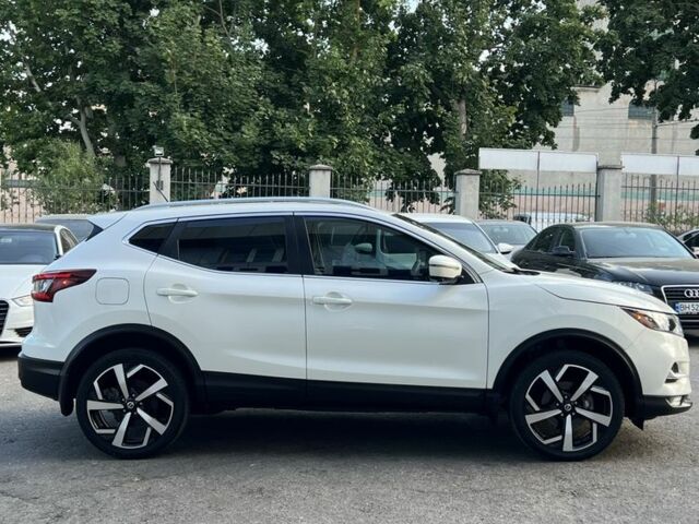 Білий Ніссан Rogue, об'ємом двигуна 2 л та пробігом 30 тис. км за 18999 $, фото 13 на Automoto.ua