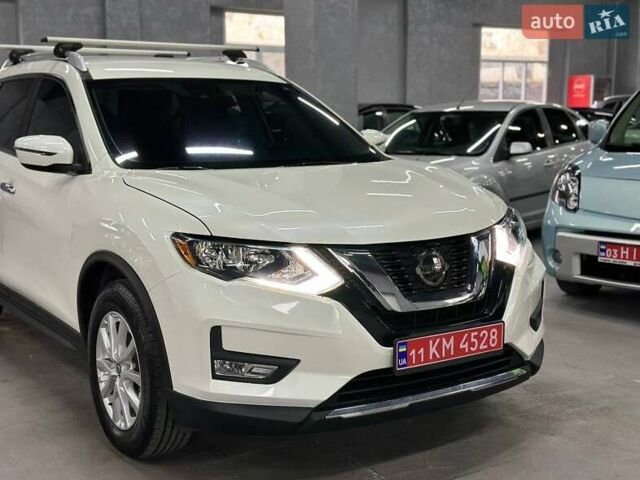 Белый Ниссан Rogue, объемом двигателя 2.5 л и пробегом 103 тыс. км за 16999 $, фото 8 на Automoto.ua