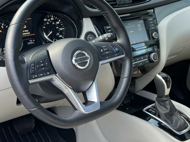 Білий Ніссан Rogue, об'ємом двигуна 2 л та пробігом 30 тис. км за 18999 $, фото 5 на Automoto.ua