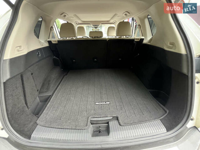 Белый Ниссан Rogue, объемом двигателя 2.49 л и пробегом 142 тыс. км за 21900 $, фото 18 на Automoto.ua