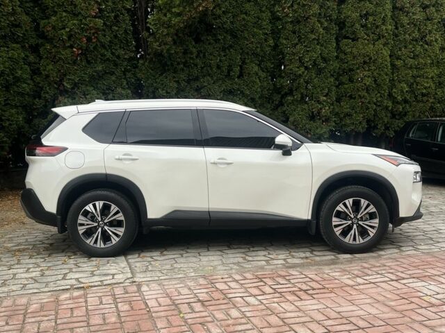 Белый Ниссан Rogue, объемом двигателя 2.5 л и пробегом 36 тыс. км за 22500 $, фото 2 на Automoto.ua