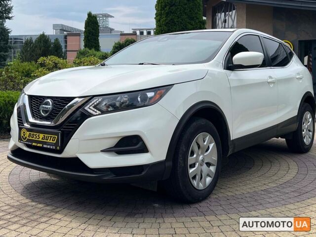 Белый Ниссан Rogue, объемом двигателя 2 л и пробегом 63 тыс. км за 17200 $, фото 2 на Automoto.ua