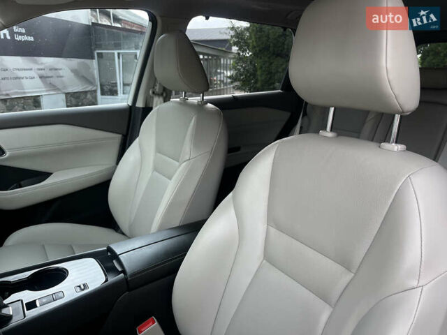 Белый Ниссан Rogue, объемом двигателя 2.49 л и пробегом 142 тыс. км за 21900 $, фото 27 на Automoto.ua