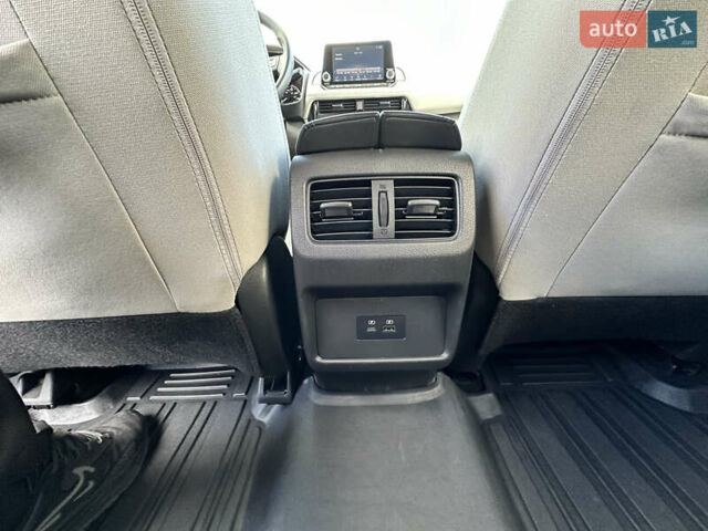 Білий Ніссан Rogue, об'ємом двигуна 2.49 л та пробігом 94 тис. км за 21499 $, фото 68 на Automoto.ua