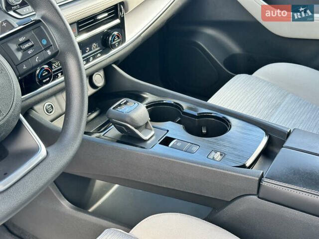 Білий Ніссан Rogue, об'ємом двигуна 2.49 л та пробігом 94 тис. км за 21499 $, фото 51 на Automoto.ua