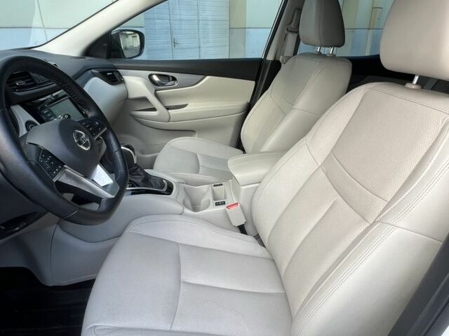 Білий Ніссан Rogue, об'ємом двигуна 2 л та пробігом 30 тис. км за 18999 $, фото 6 на Automoto.ua