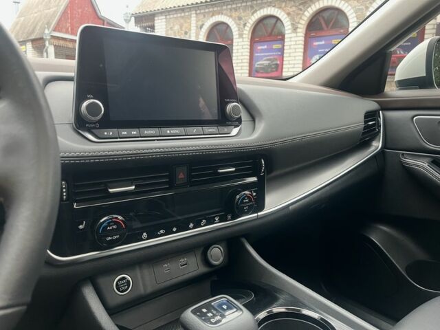 Белый Ниссан Rogue, объемом двигателя 2.5 л и пробегом 36 тыс. км за 22500 $, фото 14 на Automoto.ua