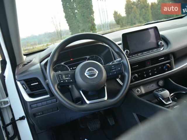 Білий Ніссан Rogue, об'ємом двигуна 2.5 л та пробігом 187 тис. км за 18150 $, фото 48 на Automoto.ua