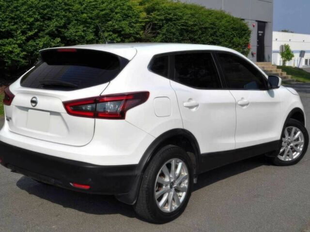 Белый Ниссан Rogue, объемом двигателя 2 л и пробегом 12 тыс. км за 16200 $, фото 5 на Automoto.ua