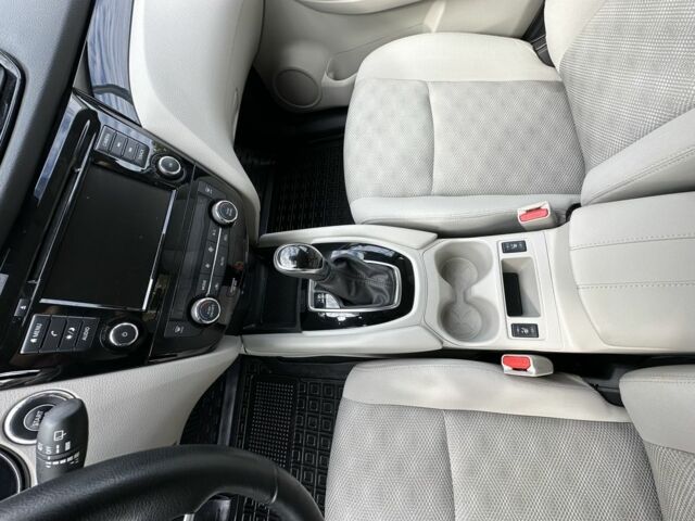 Белый Ниссан Rogue, объемом двигателя 2 л и пробегом 84 тыс. км за 16500 $, фото 15 на Automoto.ua