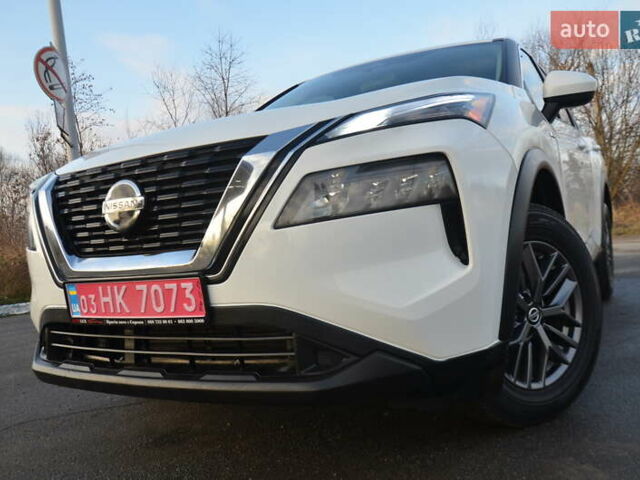 Білий Ніссан Rogue, об'ємом двигуна 2.5 л та пробігом 187 тис. км за 18150 $, фото 2 на Automoto.ua