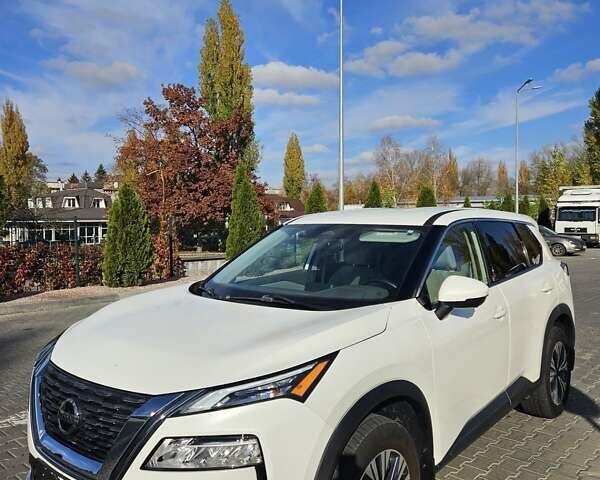 Белый Ниссан Rogue, объемом двигателя 2.49 л и пробегом 79 тыс. км за 21500 $, фото 7 на Automoto.ua