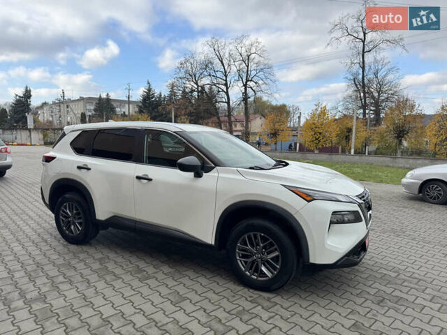 Білий Ніссан Rogue, об'ємом двигуна 2.5 л та пробігом 147 тис. км за 18900 $, фото 7 на Automoto.ua