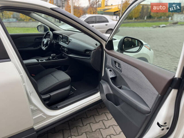 Білий Ніссан Rogue, об'ємом двигуна 2.5 л та пробігом 147 тис. км за 18900 $, фото 31 на Automoto.ua