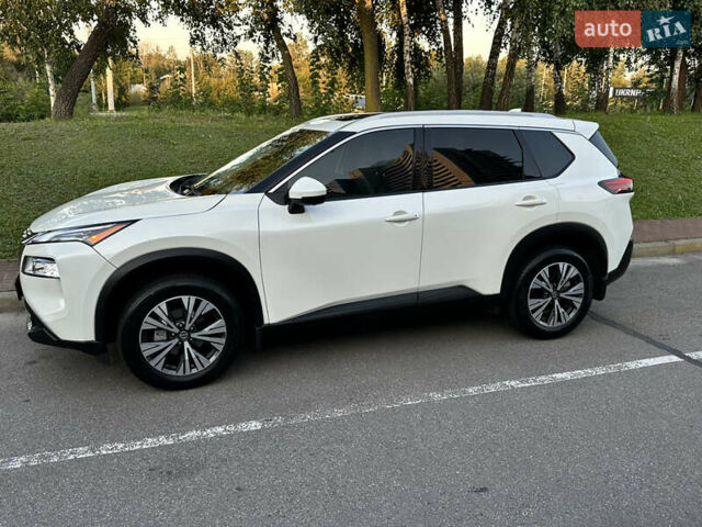 Білий Ніссан Rogue, об'ємом двигуна 2.5 л та пробігом 39 тис. км за 23900 $, фото 10 на Automoto.ua