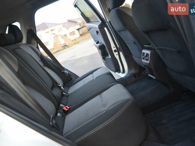 Білий Ніссан Rogue, об'ємом двигуна 2.5 л та пробігом 187 тис. км за 18150 $, фото 53 на Automoto.ua