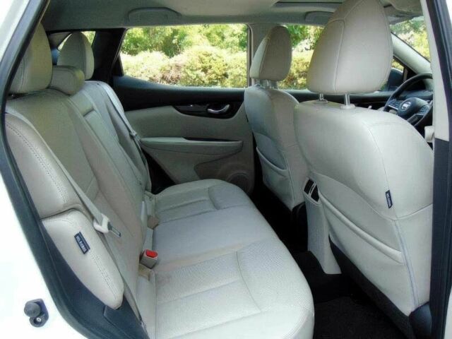 Белый Ниссан Rogue, объемом двигателя 2 л и пробегом 18 тыс. км за 4800 $, фото 19 на Automoto.ua