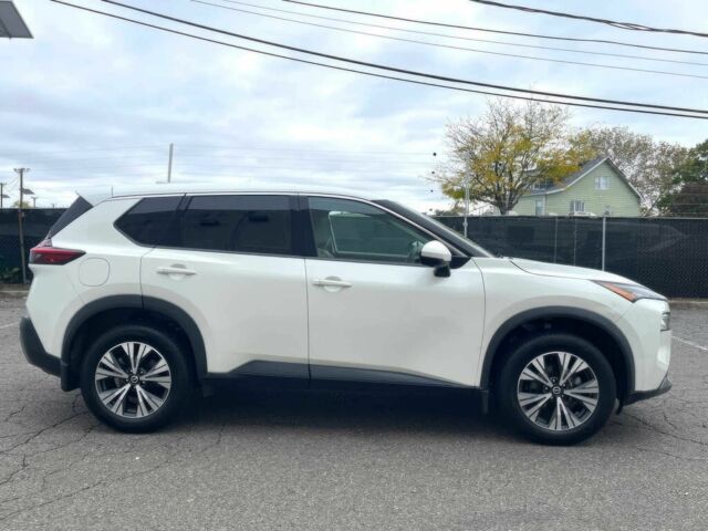 Белый Ниссан Rogue, объемом двигателя 2.5 л и пробегом 16 тыс. км за 14000 $, фото 3 на Automoto.ua