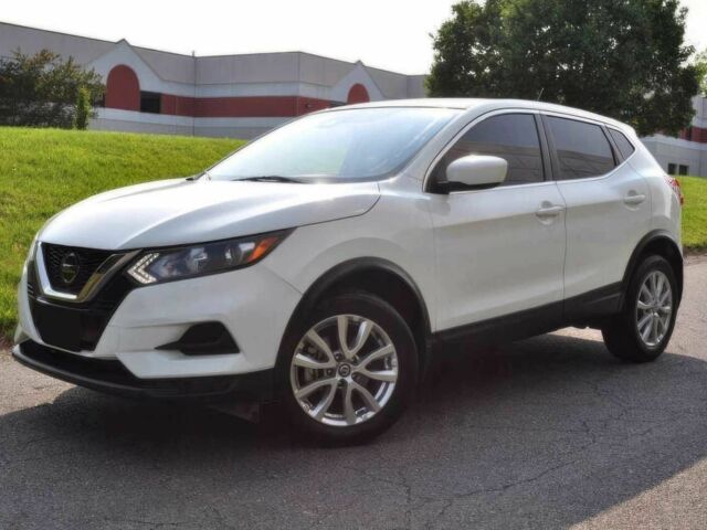 Белый Ниссан Rogue, объемом двигателя 2 л и пробегом 12 тыс. км за 16200 $, фото 2 на Automoto.ua