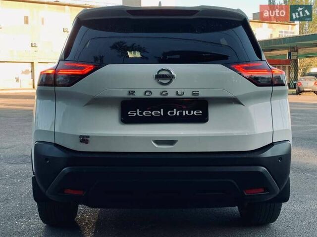 Белый Ниссан Rogue, объемом двигателя 2.49 л и пробегом 38 тыс. км за 20999 $, фото 10 на Automoto.ua