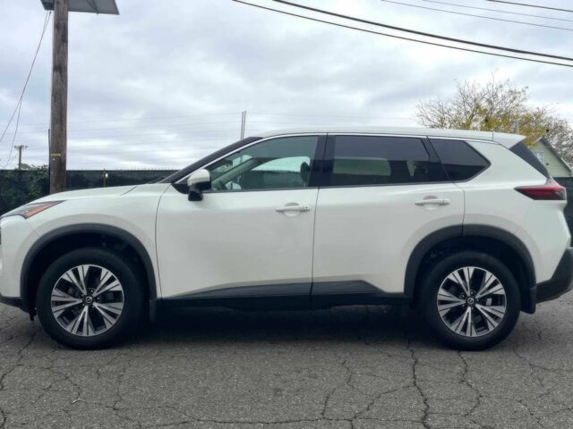 Белый Ниссан Rogue, объемом двигателя 2.5 л и пробегом 16 тыс. км за 14000 $, фото 4 на Automoto.ua