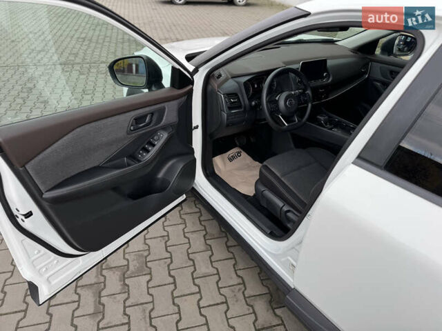 Білий Ніссан Rogue, об'ємом двигуна 2.5 л та пробігом 147 тис. км за 18900 $, фото 19 на Automoto.ua