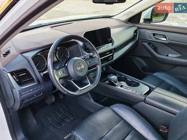 Белый Ниссан Rogue, объемом двигателя 2.49 л и пробегом 85 тыс. км за 24999 $, фото 11 на Automoto.ua