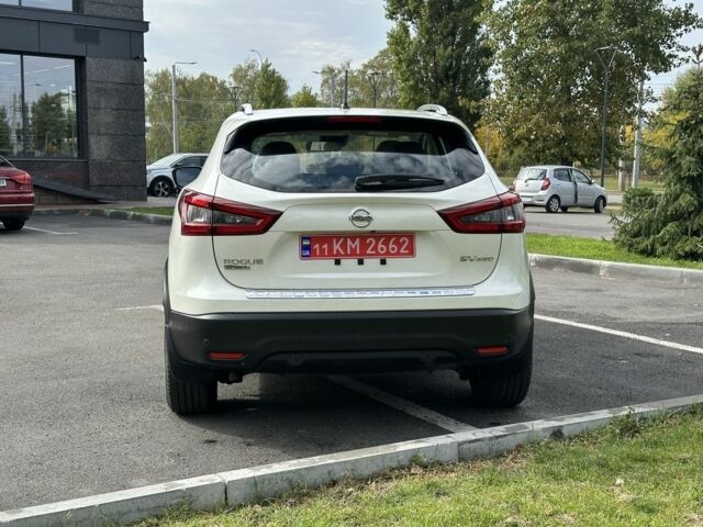 Белый Ниссан Rogue, объемом двигателя 2 л и пробегом 84 тыс. км за 16500 $, фото 6 на Automoto.ua