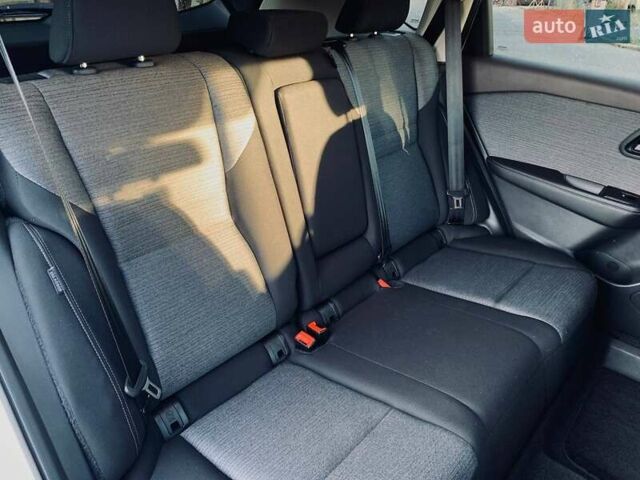 Белый Ниссан Rogue, объемом двигателя 2.49 л и пробегом 38 тыс. км за 20999 $, фото 22 на Automoto.ua