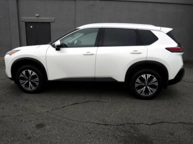 Белый Ниссан Rogue, объемом двигателя 2.5 л и пробегом 14 тыс. км за 12000 $, фото 3 на Automoto.ua