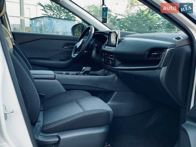 Белый Ниссан Rogue, объемом двигателя 2.49 л и пробегом 38 тыс. км за 20999 $, фото 26 на Automoto.ua