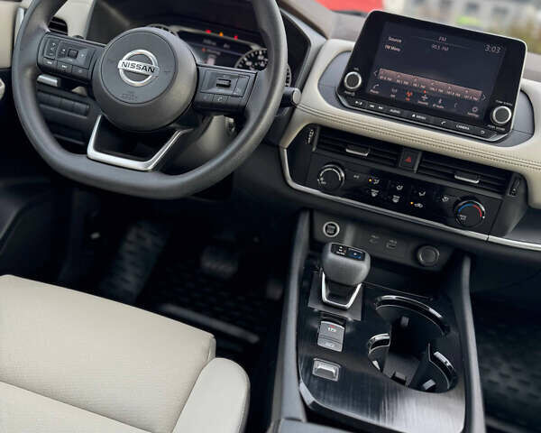 Белый Ниссан Rogue, объемом двигателя 2.5 л и пробегом 85 тыс. км за 20500 $, фото 18 на Automoto.ua