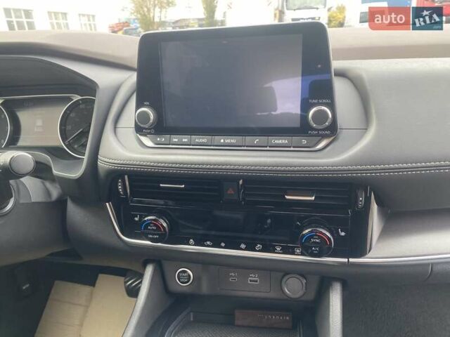 Білий Ніссан Rogue, об'ємом двигуна 2.49 л та пробігом 138 тис. км за 24990 $, фото 14 на Automoto.ua