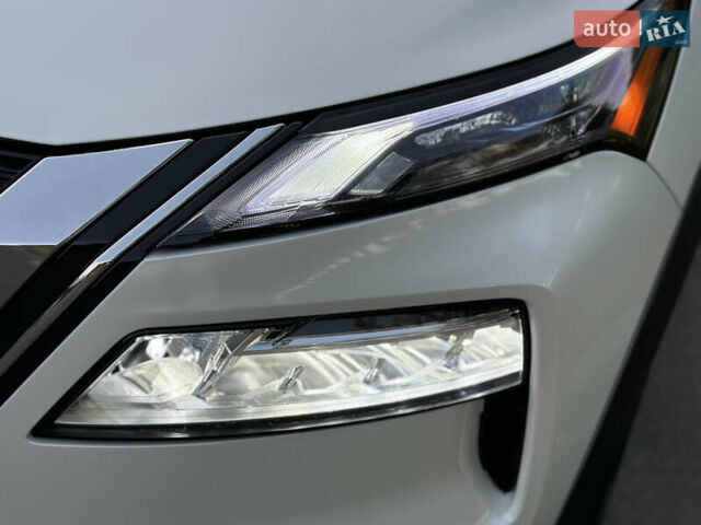 Білий Ніссан Rogue, об'ємом двигуна 2.5 л та пробігом 39 тис. км за 23900 $, фото 47 на Automoto.ua