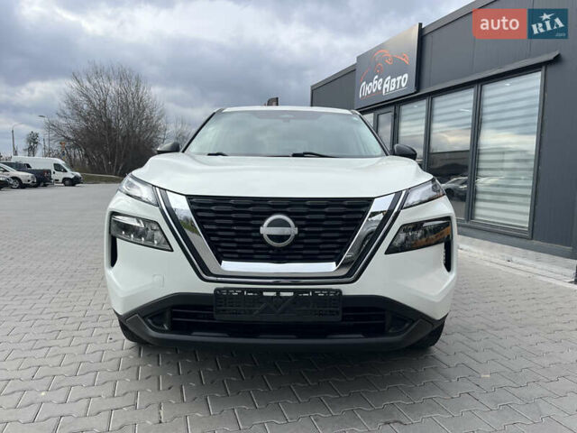 Белый Ниссан Rogue, объемом двигателя 2.5 л и пробегом 85 тыс. км за 20500 $, фото 2 на Automoto.ua
