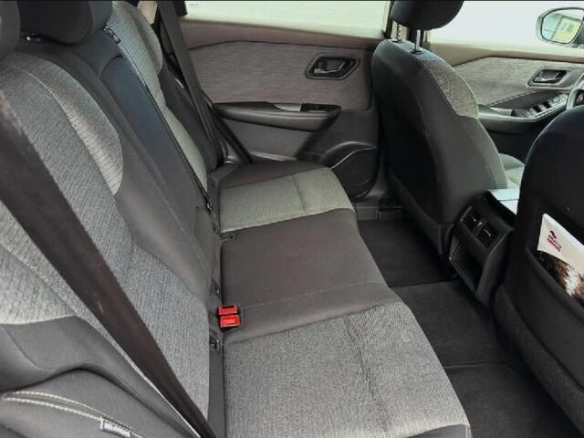 Белый Ниссан Rogue, объемом двигателя 2.5 л и пробегом 155 тыс. км за 19200 $, фото 16 на Automoto.ua