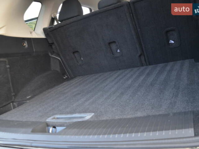 Білий Ніссан Rogue, об'ємом двигуна 2.5 л та пробігом 187 тис. км за 18150 $, фото 50 на Automoto.ua