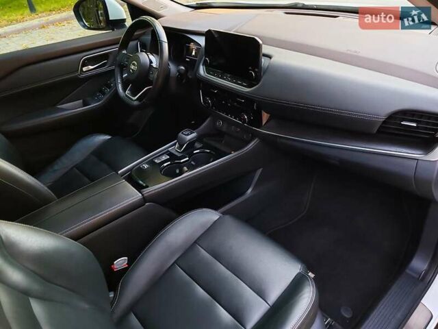 Белый Ниссан Rogue, объемом двигателя 2.49 л и пробегом 85 тыс. км за 24999 $, фото 16 на Automoto.ua