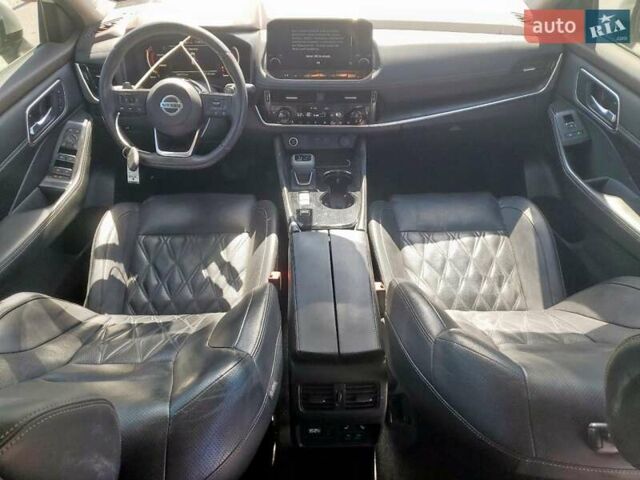 Белый Ниссан Rogue, объемом двигателя 2.49 л и пробегом 171 тыс. км за 6600 $, фото 6 на Automoto.ua