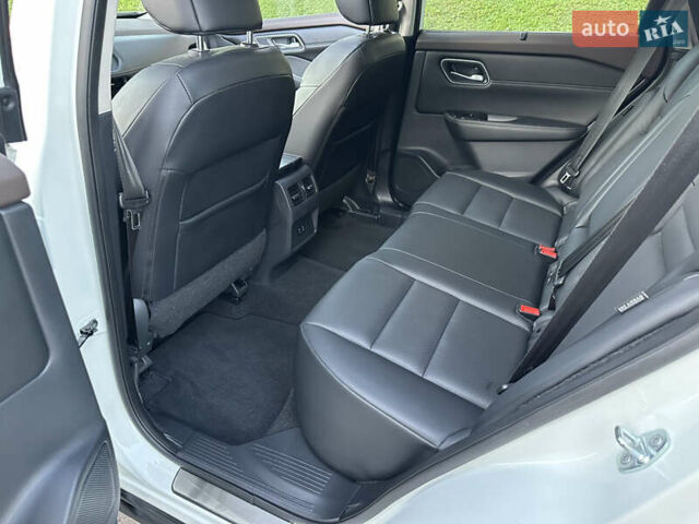 Білий Ніссан Rogue, об'ємом двигуна 2.5 л та пробігом 39 тис. км за 23900 $, фото 29 на Automoto.ua