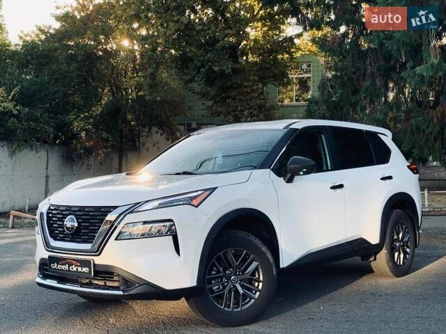 Белый Ниссан Rogue, объемом двигателя 2.49 л и пробегом 38 тыс. км за 20999 $, фото 4 на Automoto.ua