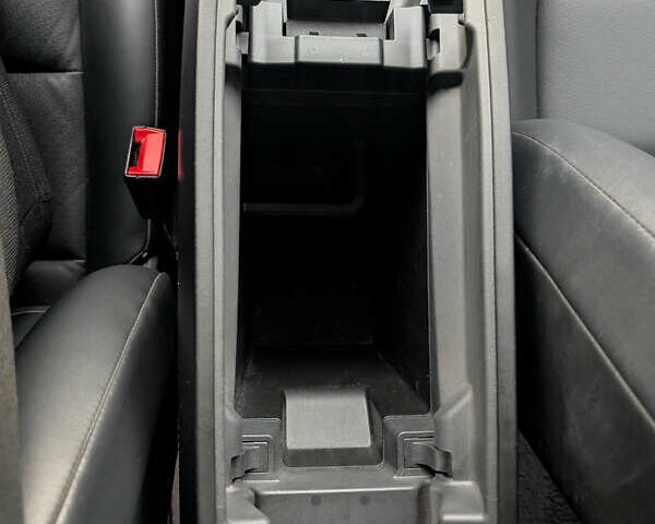 Білий Ніссан Rogue, об'ємом двигуна 1.5 л та пробігом 44 тис. км за 21500 $, фото 19 на Automoto.ua