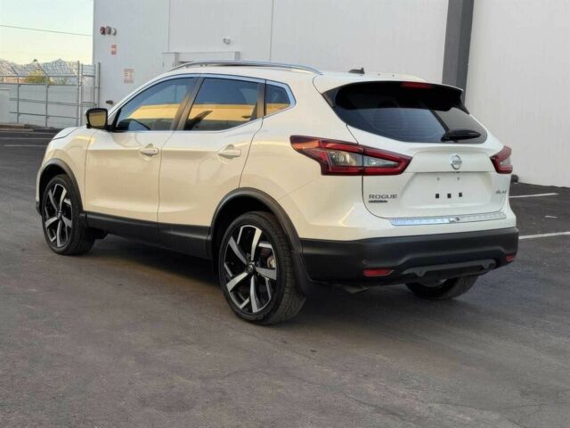 Белый Ниссан Rogue, объемом двигателя 2 л и пробегом 38 тыс. км за 12100 $, фото 4 на Automoto.ua