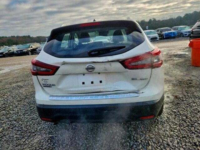 Білий Ніссан Rogue, об'ємом двигуна 2 л та пробігом 41 тис. км за 5000 $, фото 5 на Automoto.ua