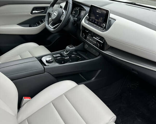 Белый Ниссан Rogue, объемом двигателя 1.5 л и пробегом 56 тыс. км за 23500 $, фото 11 на Automoto.ua