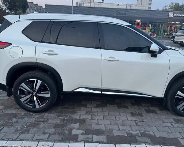 Белый Ниссан Rogue, объемом двигателя 0 л и пробегом 35 тыс. км за 24800 $, фото 12 на Automoto.ua