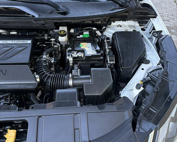 Белый Ниссан Rogue, объемом двигателя 1.5 л и пробегом 36 тыс. км за 20500 $, фото 33 на Automoto.ua