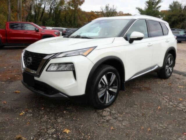 Белый Ниссан Rogue, объемом двигателя 1.5 л и пробегом 27 тыс. км за 20000 $, фото 2 на Automoto.ua